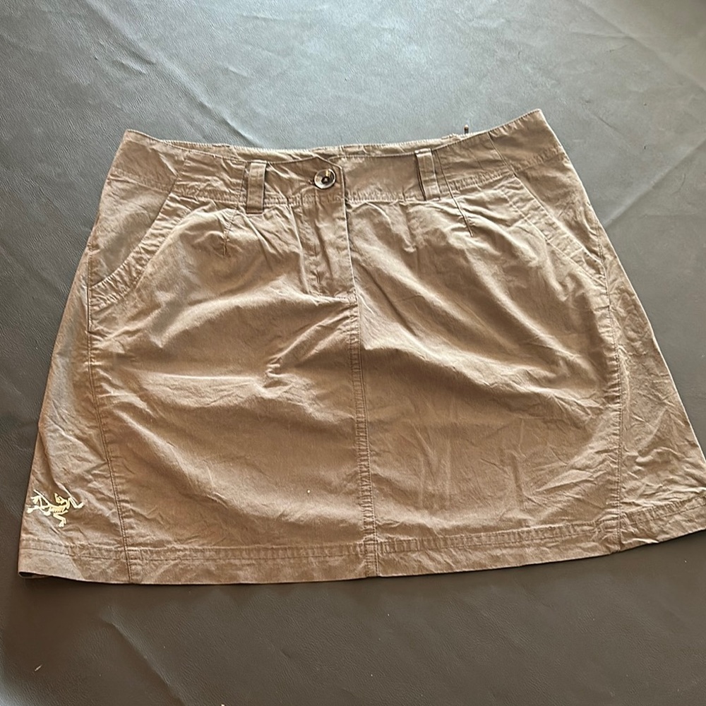 Arc'teryx Olive Green Relaxed Fit Mini Skirt